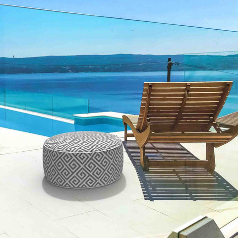 Inflatable Ottoman MagMaze Grey in pool