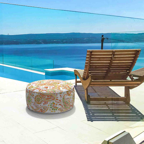 Inflatable Ottoman Paisley White Red in pool