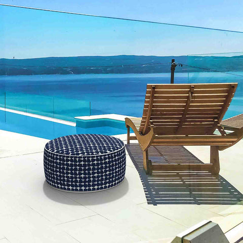 Inflatable Ottoman Tie-dye Navy in pool